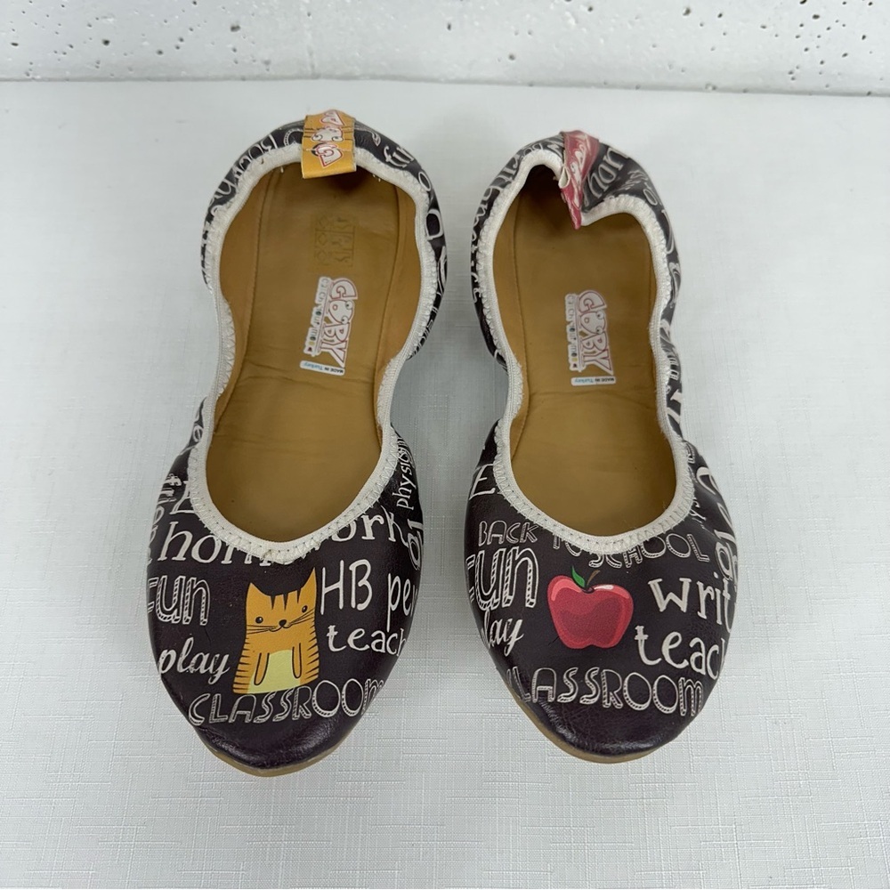 Goby Women’s size 42 / 11.5 Leather School Days Cat Brown Print Ballet Flats